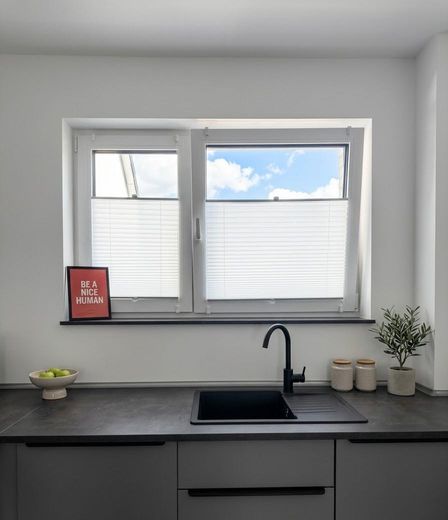 2023 yapımı dubleks · bağımsız ev girişi · balkon · 3 oda · mobilyalı mümkün – Fotoğraf 4