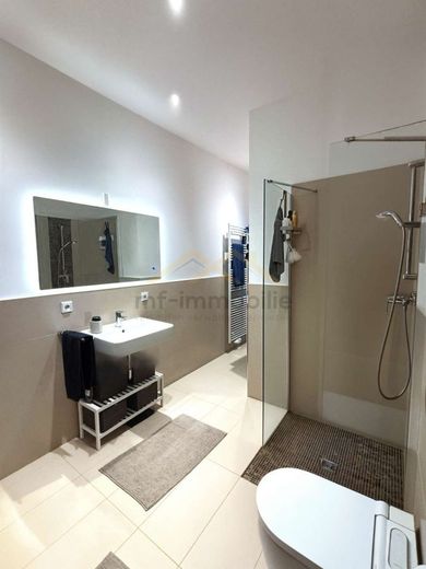 "homeoffice ready" moderne 3-Zimmer Wohnung in Mariental – Bad