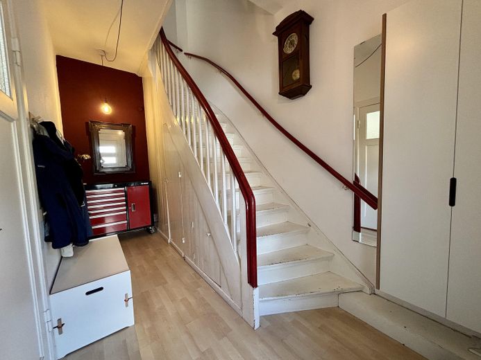 Mid-terrace house, side street in Fesenfeld, very good state of renovation, approx. 102.4 m², approx. €4,297/m² – Photo 12