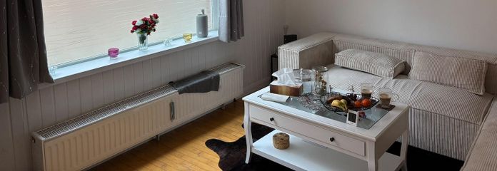 جاهز للسكن بعد التجديد، على بُعد أقل من 100 متر من نهر الإلبه – Wohnzimmer