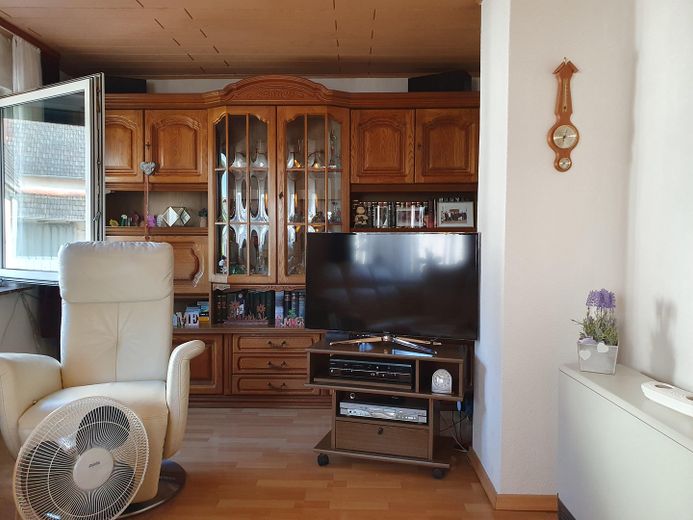 Family-friendly detached house with a large plot – Wohnzimmer