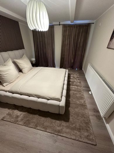 Fully furnished 3-room KfW apartment with kitchen & balcony in a prime location in Wiesbaden Mitte – Photo 10