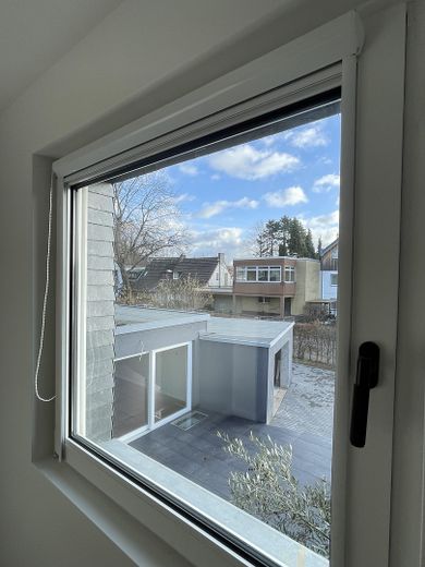 Wunderschönes Einfamilienhaus – Aussicht Schlafzimmer 
