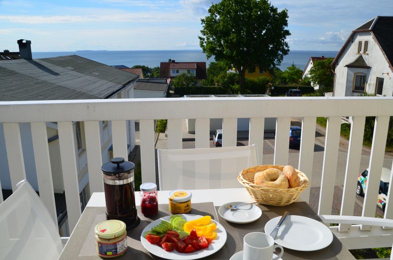 Beim Frühstückskaffee schon den Meerblick genießen – 2-Zimmer-Wohnung in allerbester Lage – Meerblick schon beim Frühstück