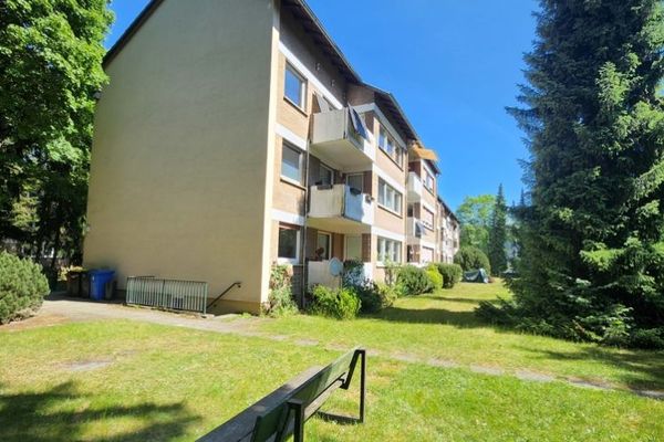 Luminoso appartamento in condominio al 2° piano ai margini del Westerberg - direttamente sul bosco