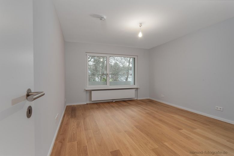 Wannsee · Prima occupazione dopo ristrutturazione completa · appartamento di 3 locali con balcone esposto a sud-ovest nel verde · senza provvigione – Schlafzimmer