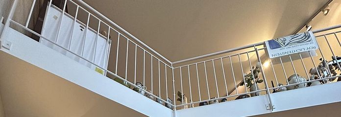 Wohnzimmer mit Kamin