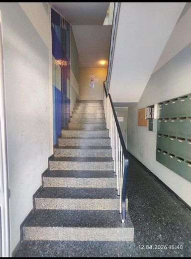 Investment property in Neuburg – approx. 4.53% gross rental yield – commission-free from private owner – Hauseingangstreppen