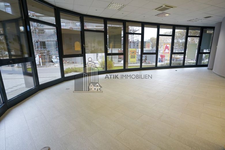 ATIK: Einzelhandelsflächen im Gesundheits- und Ärztezentrum Lusanum – Einzelhandelsfläche
