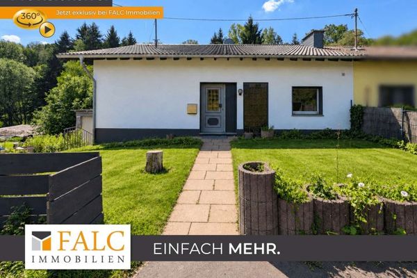 Ruhig gelegene Doppelhaushälfte mit viel Platz und Naturteich