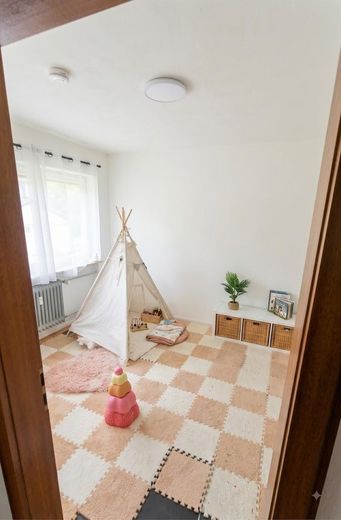 Viel Platz für Ihre Ideen: Traumhaftes Einfamilienhaus in Dahn in guter Lage – Kinderzimmer 