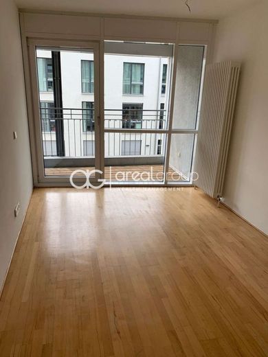 * 4 Zimmer * 2 Badezimmer * 2 Loggias * TOP-Lage * – Arbeitszimmer