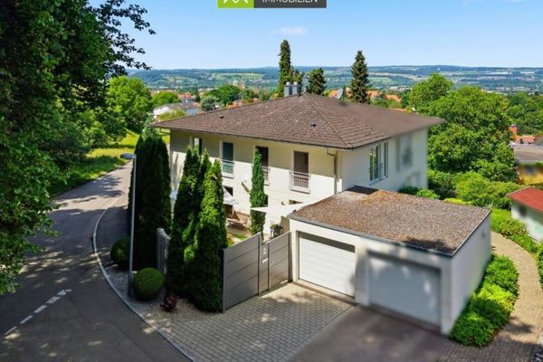 360° | Casa bifamiliare con appartamento indipendente in posizione panoramica a Weingarten - Condizioni eccellenti!