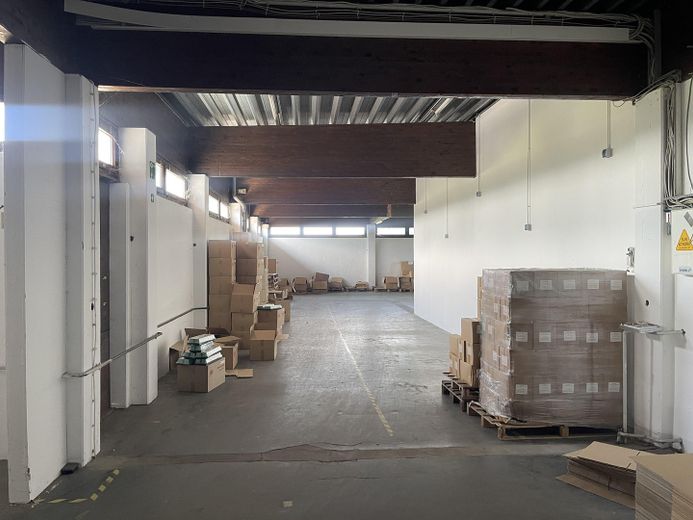 Superfici di magazzino e ufficio riscaldabili in affitto a Eggenfelden -734qm – Photo 29