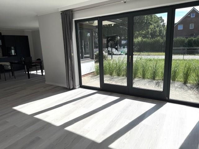 Wohnzimmer mit Terrasse