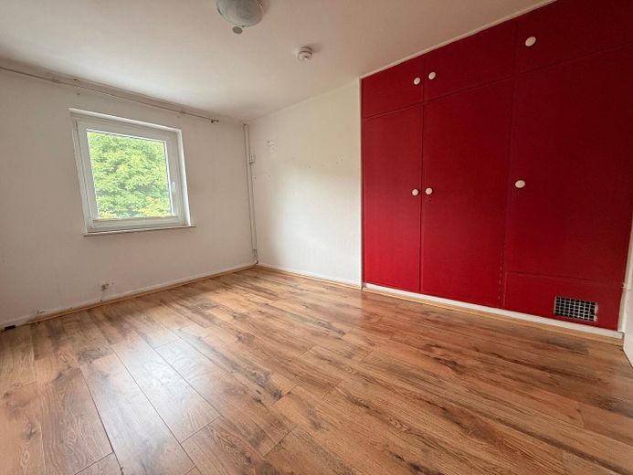 Reihenhaus mit Garten & Dachausbau-Potenzial – 4 Zimmer, provisionsfrei | Goslar - Georgenberg – Schlafzimmer 2