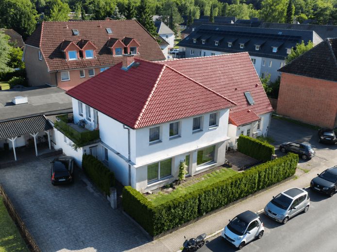 Wohnungspaket mit ca. 5,16 % Bruttorendite, Stellplätzen und Ausbaureserve in Schwarzenbek – Oben Seitlich