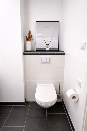 Amueblado: moderno apartamento de 4 habitaciones en los Welfenhöfen (limitado a dos años) – Duschbad_2