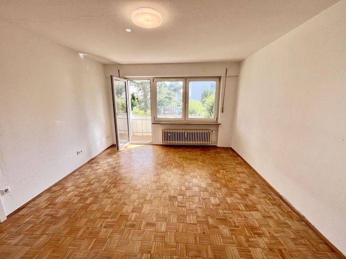 Zimmer 2 EG mit Balkon/Garten