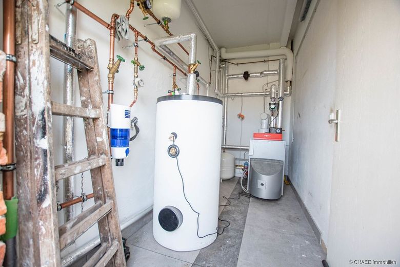 Einmalige Gelegenheit: Sanierte Mühle und Scheune in direkter Weserlage - Wohnen in H.O., Fuhlen! – Heizungsanlage Mühlengebäude
