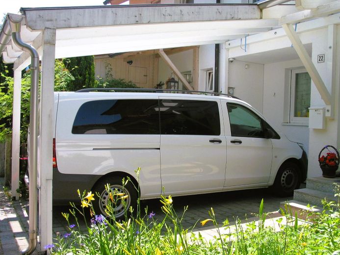Beste Lage, Pilsensee, großes, gepflegtes Einfamilien-RMH, 141 m² Wfl., inkl. 2 Carports, Bj. 1998 – auch für Bus extra-lang