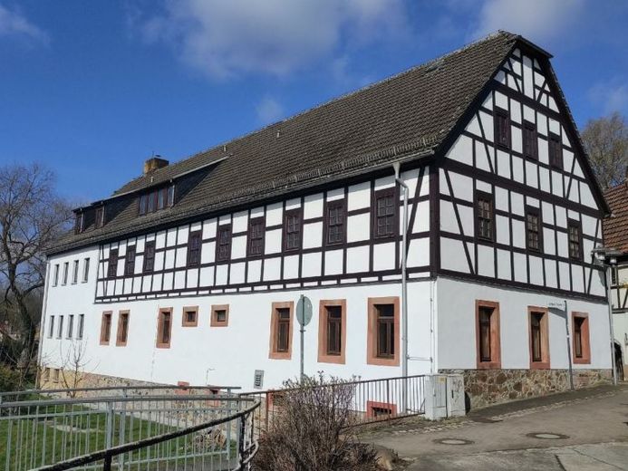 Riesiges Haus in Kohren-Sahlis - Gasthof, Pension oder Mehrfamilien – Foto 1