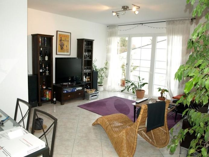 Luxuriöses Wohn-/Geschäftshaus in einer der besten Lagen von Frankenthal (ca. 800m² Fläche) – Wohnzimmer der Maisonettenwohnung
