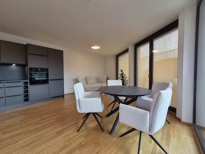 Vida prémium con vistas al Elba | Marina Garden Dresden | Amueblado / Sin amueblar – Foto 1