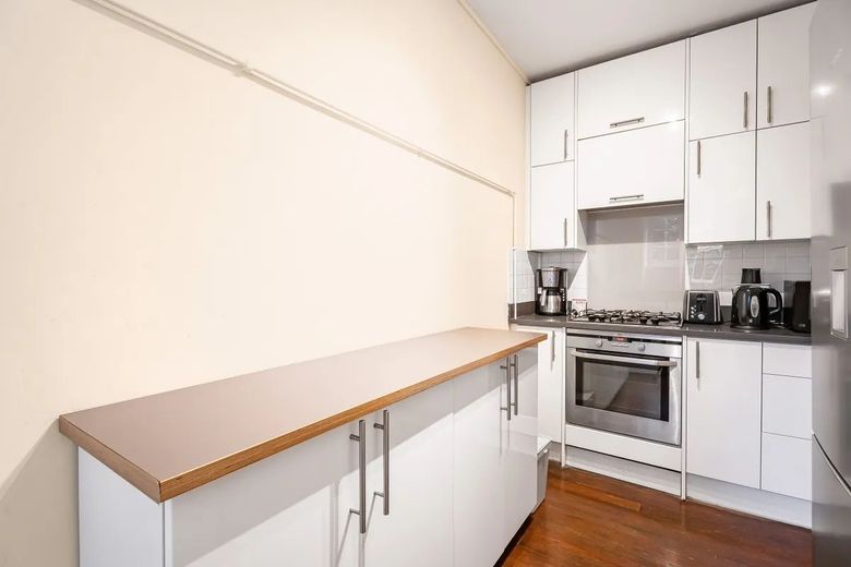 1 Zimmer Wohnung 33 qm zentrale Lage Planegg – image_1774890056481