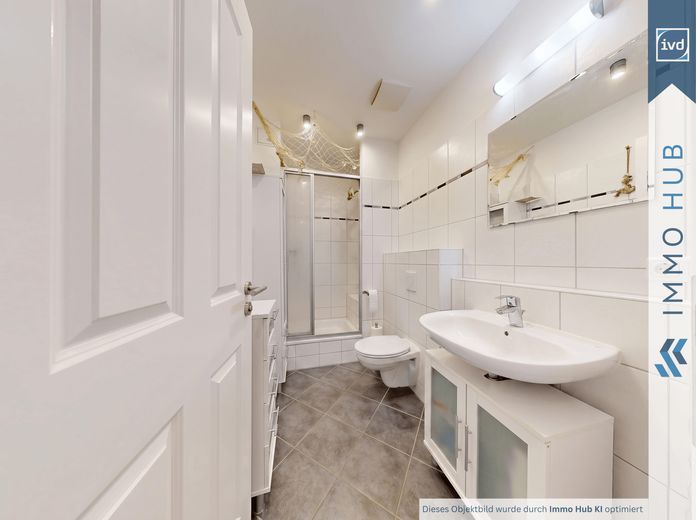++ Luminoso appartamento mansardato con terrazza sul tetto e ascensore direttamente nell’appartamento ++ – 3913839-MEEYjz9wf9NZYukP1n8tWEb7-8-Ernst-Pinkert-Strae-08052026_113837_Bildbearbeitung.png