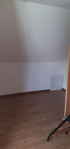 Gemütliche, helle 3 Zimmer Dachgeschosswohnung, zentral in Mz-Ebersheim – Schlafzimmer 2,1