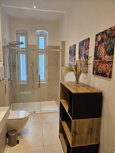 WG-Zimmer möbliert & frisch saniert – 8 Min. zur HTW Uni / Furnished room in a shared apartment – Badezimmer / Bathroom 