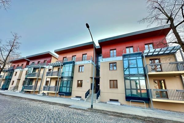 4-room apartment in a new building with underground garage not far from the train station