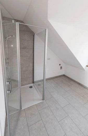 Dusche Waschmaschine