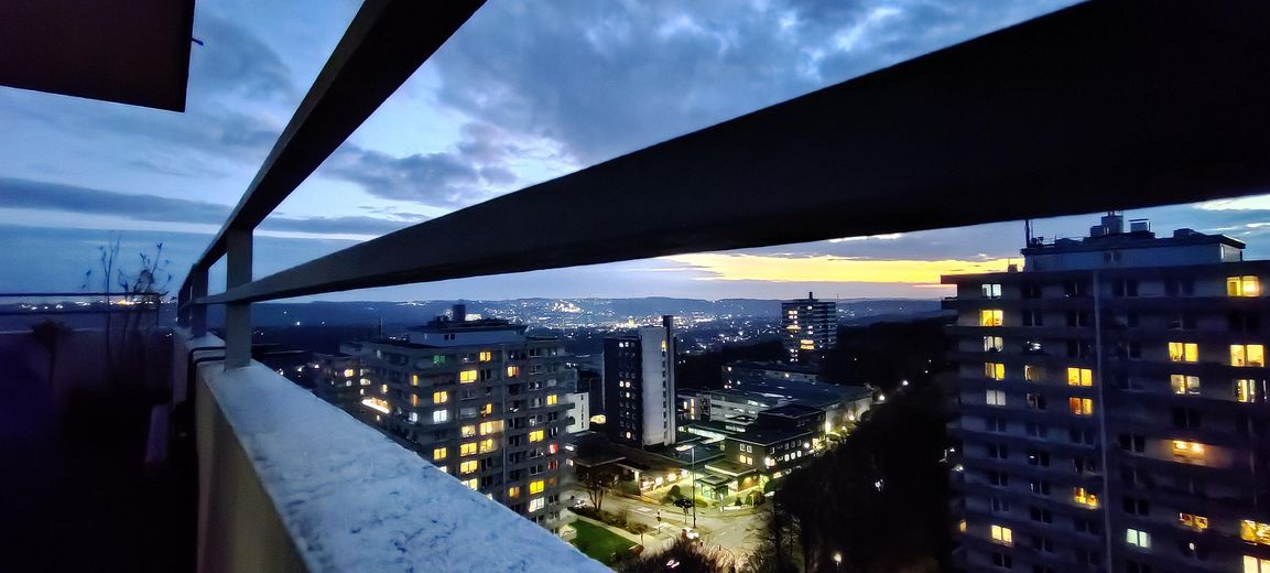 Lichtdurchflutete große Eigentumswohnung Wuppertal Elberfeld/Uellendahl mit Traum-Ausblick – Nachtblick
