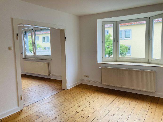 Zimmer 2 + 3 Whg 2 OG