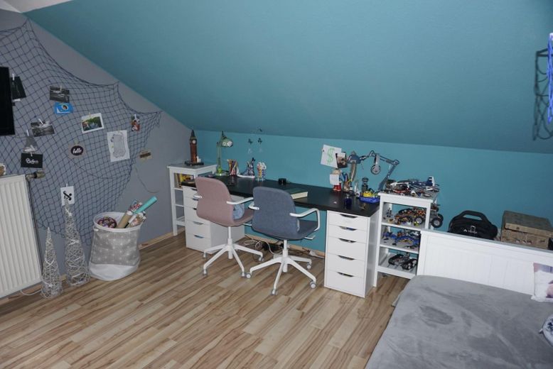 Charmante 3,5-Zimmer-Dachgeschosswohnung in ruhiger Wohnlage von Winnenden – Kinderzimmer