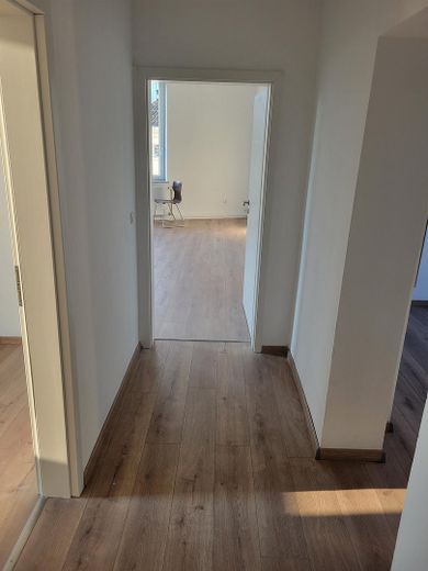 Sanierte 3-Zimmer Wohnung nähe Innenstadt – Flur / Eingang