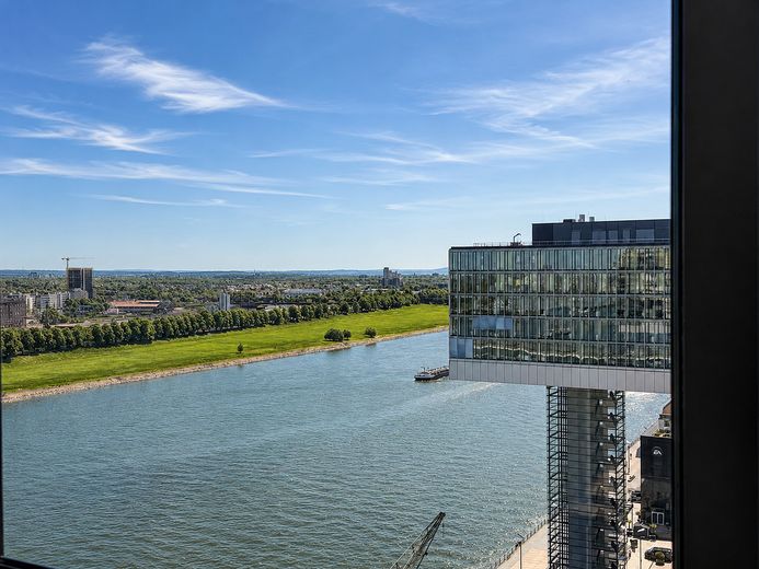 Exklusive 2-Zimmer-Wohnung im Kranhaus Nord – 16. Etage mit spektakulärem Rheinblick – Foto 7