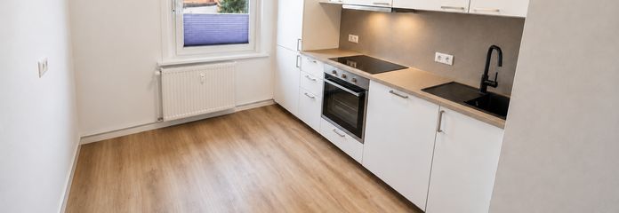 Freie sanierte 2-Zimmer-Wohnung in Lübeck – Kronsforder Allee