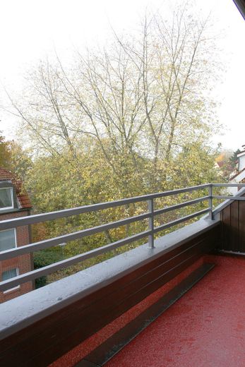 Highlight: 3-Zi.-Maisonette auf zwei Ebenen, sonniger Süd/West-Balkon, Endetage – Foto 10