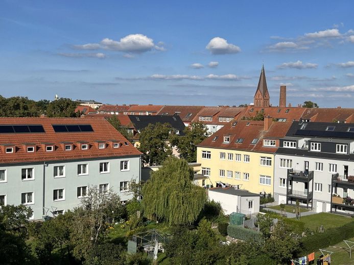 Schlafzimmer Ausblick 1/2