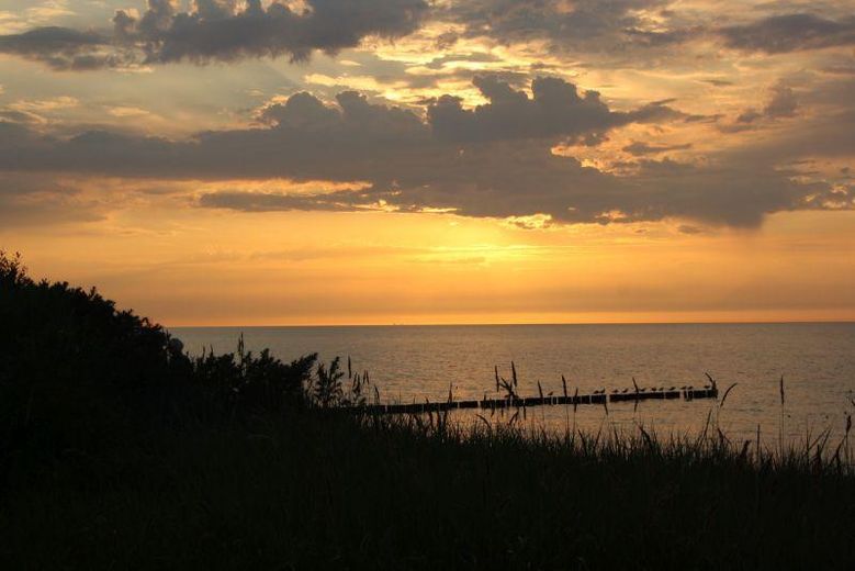 Dein Traum - eine eigene Pension an der Ostseeküste! – Sonnenuntergang Börgerende