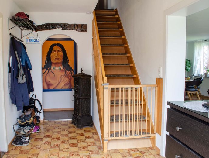 Einfamilienhaus m. energetischen Raffinessen! Prov-Frei! – Diele und Treppenhaus