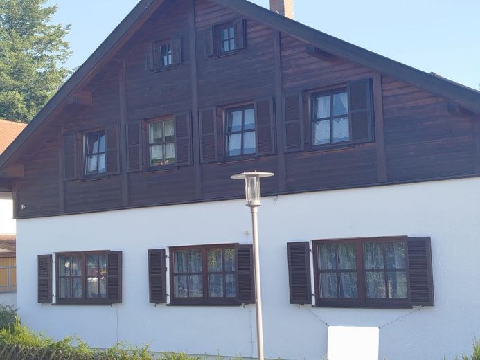 Mehrfamilienhaus 4 Wohneinheiten mit PV-Ertrag in 87616 Marktoberdorf – Photo 2