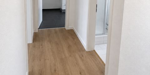 Eerste bewoning na renovatie op een aantrekkelijke locatie in Backnang – Flur / Eingangsbereich