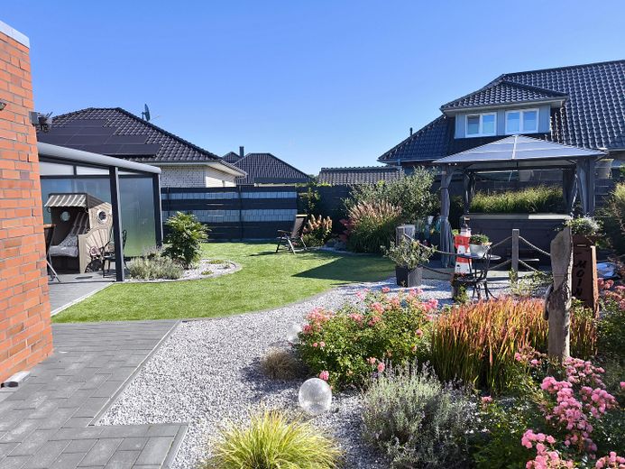 Seitentor Blick Garten