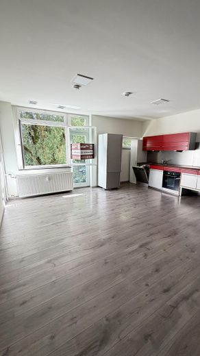 Bezugsfreie 1,5-Zimmer-Wohnung mit traumhaftem Spreeblick – ruhig, zentral und modernisiert – Küchenbereich