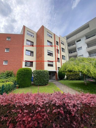 Appartamento di proprietà curato e senza commissioni, con garage – Frontansicht