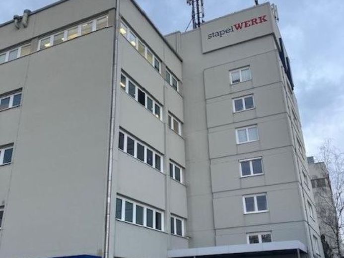 Almacén sin comisión, listo para entrar, con superficie de producción en Meiendorf – Foto 1
